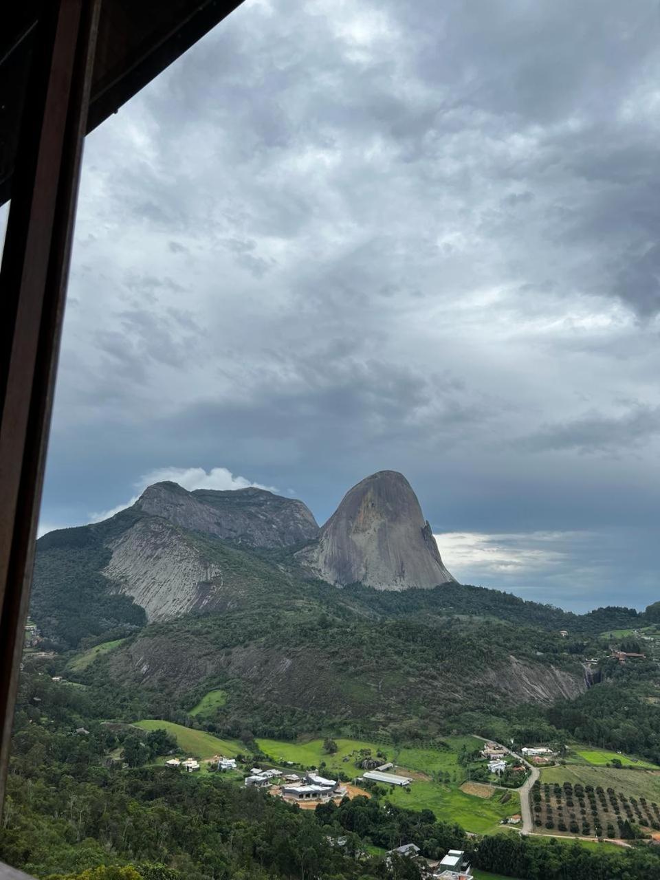 Vista Azul Apart Hotel - Pedra Azul Pinheiros מראה חיצוני תמונה